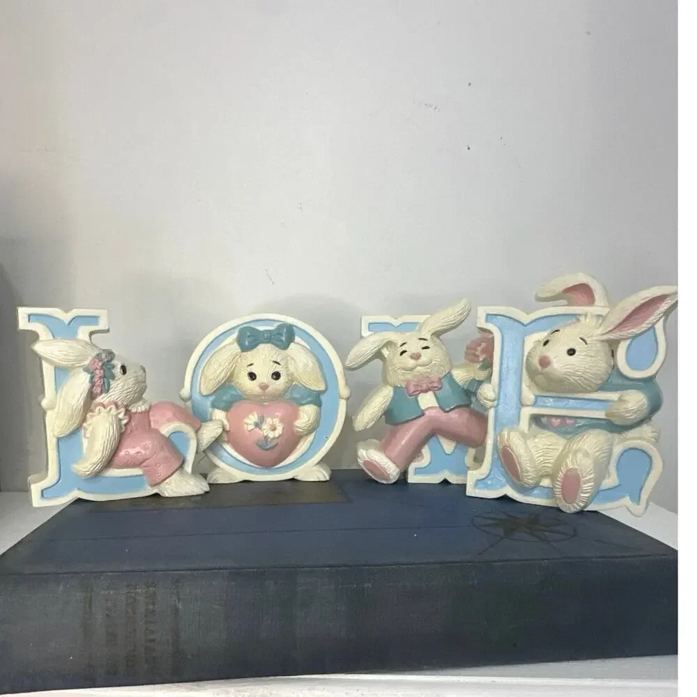 Vintage Burwood Hard Plastic  LOVE Bunnies 1970’s Wall  Decor Nursery Baby Kids